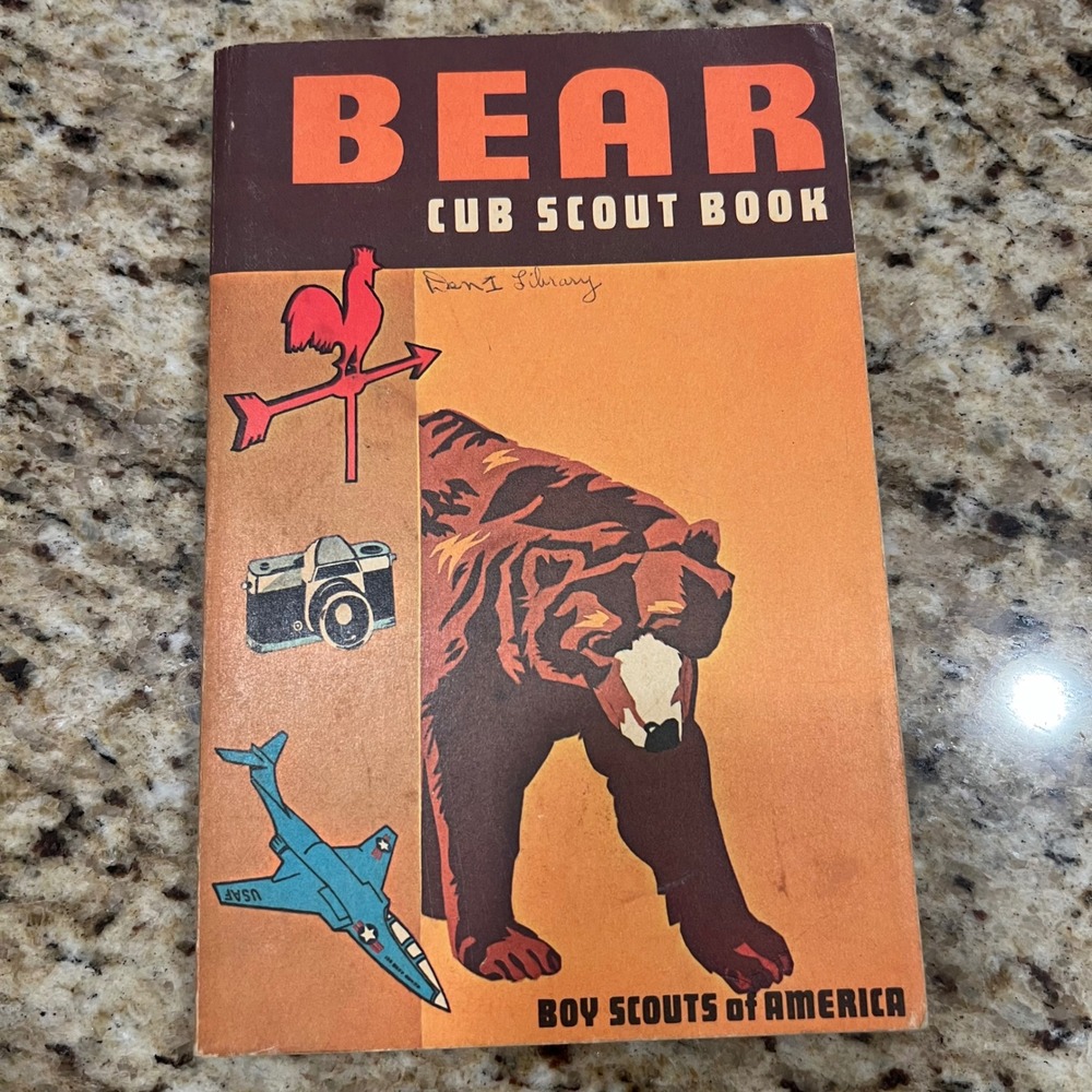 Vintage Boy Scouts of America Bear Cub Scout Book BSA Handbook Library Copy